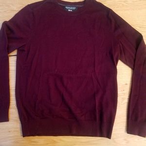 Burgandy metino wool sweater banana republic small